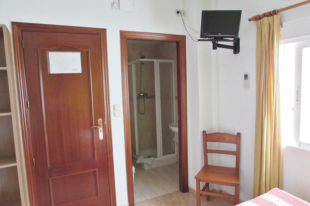 Hostal Nuevas Naciones Grenada Zewnętrze zdjęcie