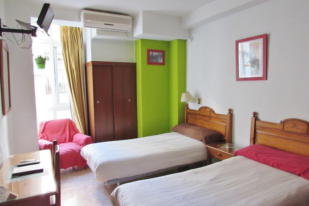 Hostal Nuevas Naciones Grenada Zewnętrze zdjęcie