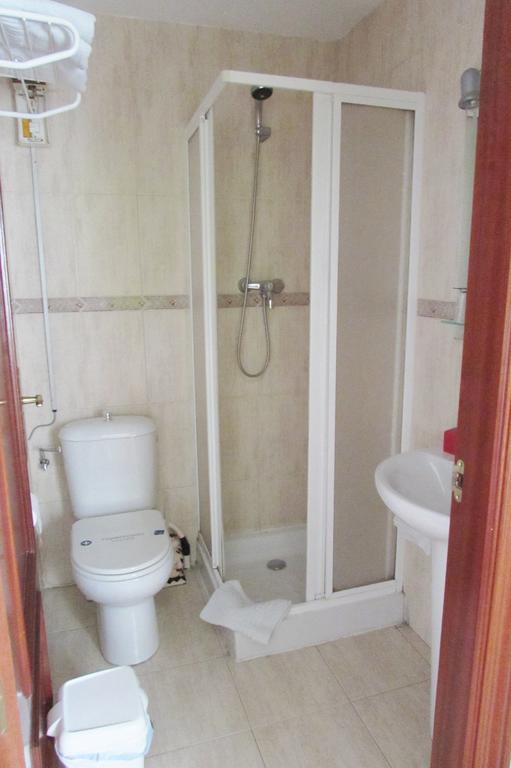 Hostal Nuevas Naciones Grenada Zewnętrze zdjęcie